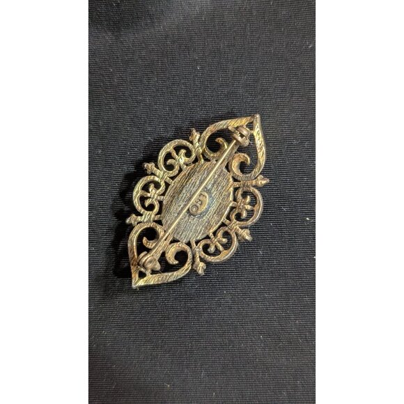 Vintage LG Oval Tigers Eye Filigree Brooch Gold-Tone Floral Pin Estate  2" - Picture 6 of 8